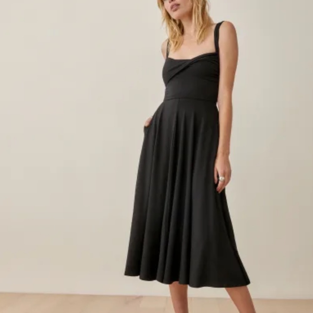 NWOT Reformation Ami knit dress, black, x-small. Fitted bodice, full midi skirt